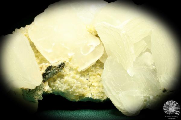 Calcite XX (19659) a mineral from Romania | Minerals | Global