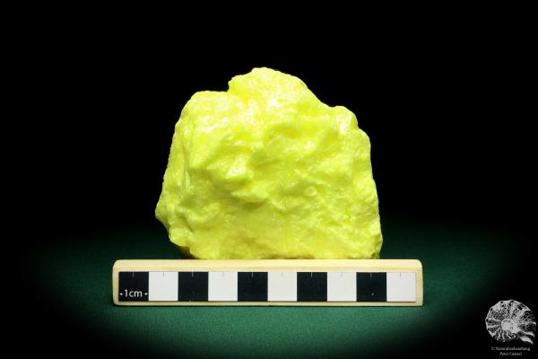 Sulfur a mineral