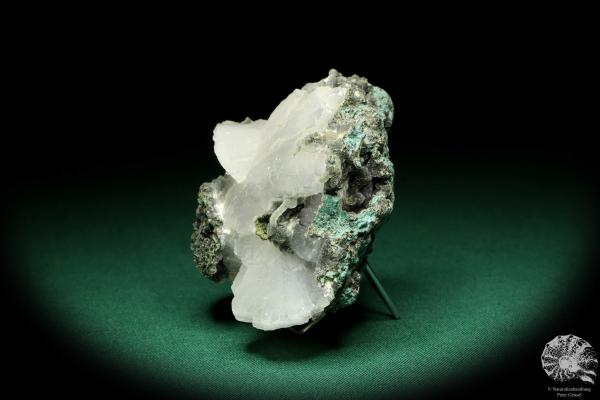 Heulandite XX (20188) a mineral from India | Minerals | Global