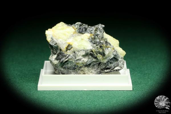 Pyknite (20564) a thumbnail from Germany | Minerals | Thumbnails