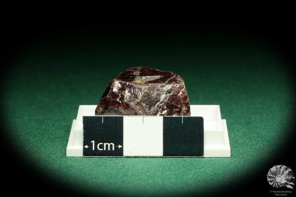 Zircon XX (20568) a thumbnail from Tanzania | Minerals | Thumbnails