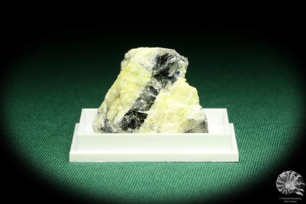 Pyknite (20585) a thumbnail from Germany | Minerals | Thumbnails