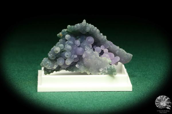 Grape chalcedony (20630) a thumbnail from Indonesia | Minerals | Thumbnails