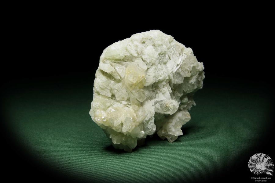 Datolith XX, Quarz XX & Calcit XX (12588) ein Mineral aus Russland | Mineralien | Weltweit