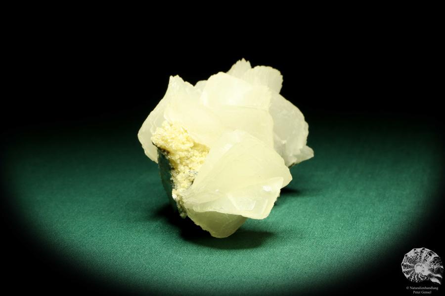 Calcite XX (19659) a mineral from Romania | Minerals | Global