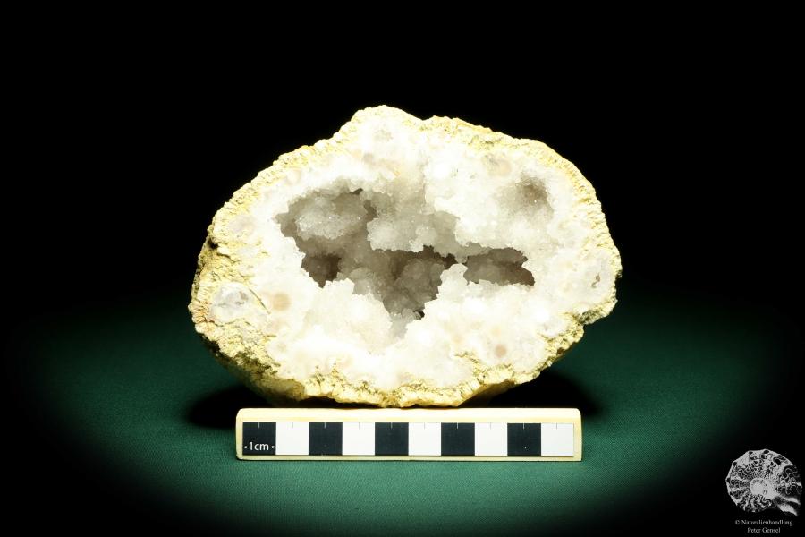 Quartz geode (19666) a mineral from Morocco | Minerals | Global