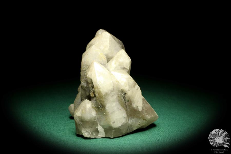 Quartz XX (19711) a mineral from Kazakhstan | Minerals | Global