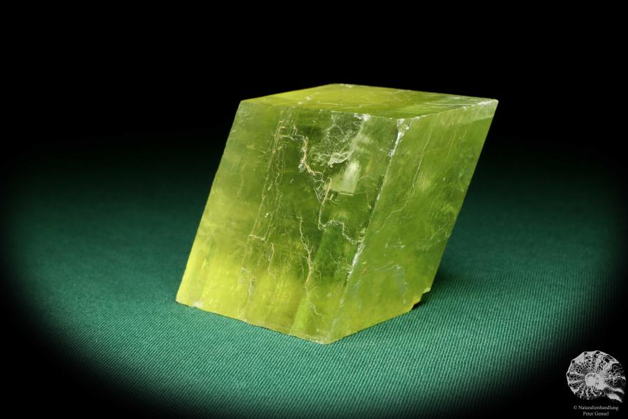 Calcite (19931) a mineral from China | Minerals | Global