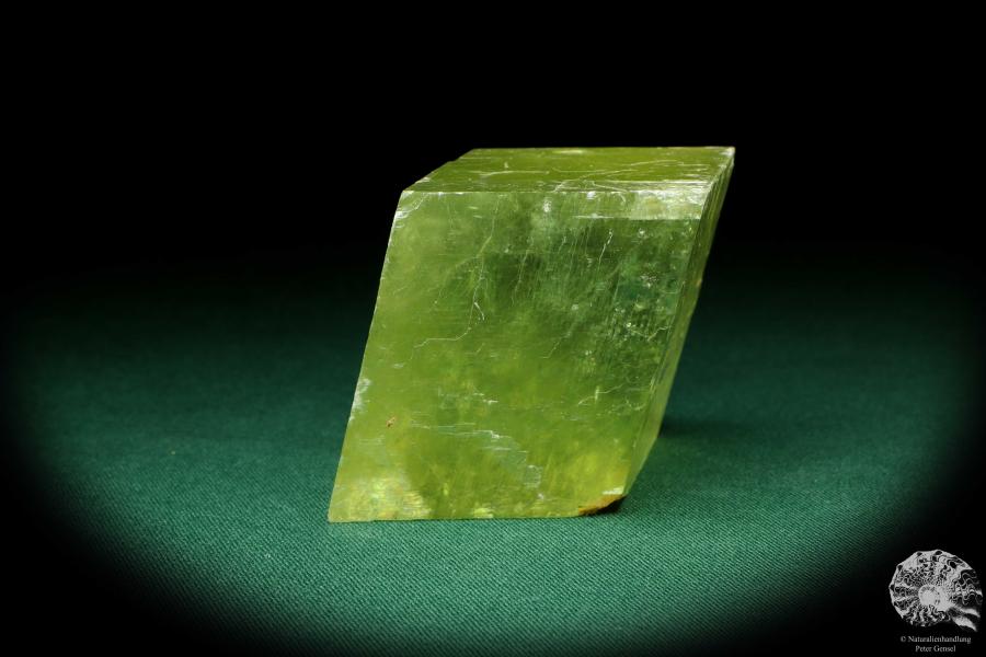 Calcite (19931) a mineral from China | Minerals | Global