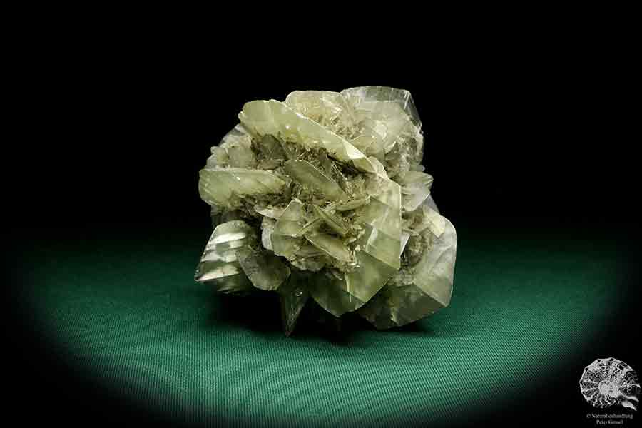 Gypsum XX a mineral