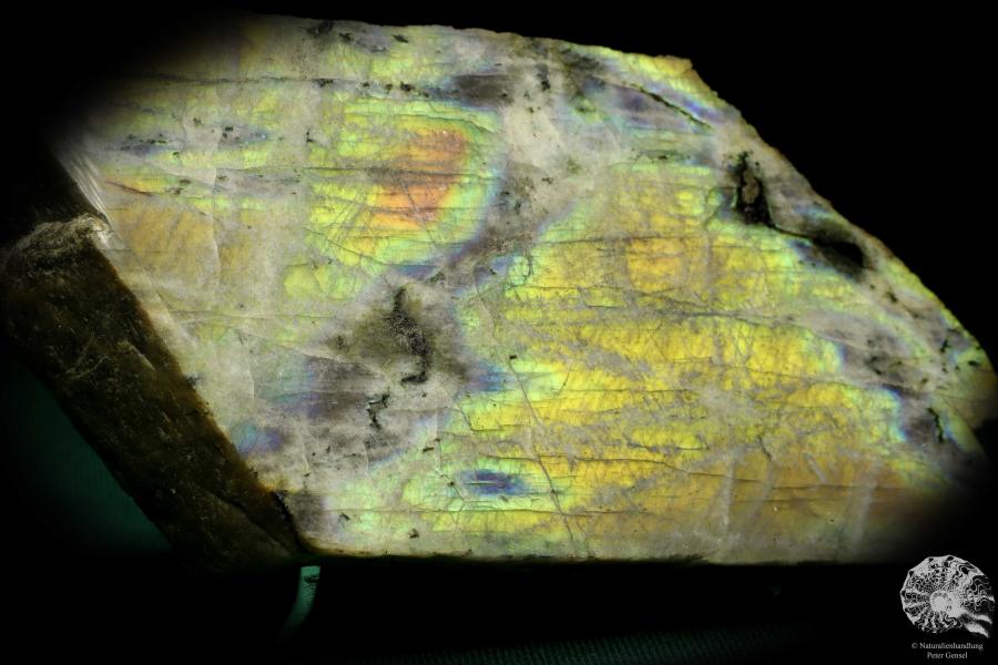 Labradorite a mineral