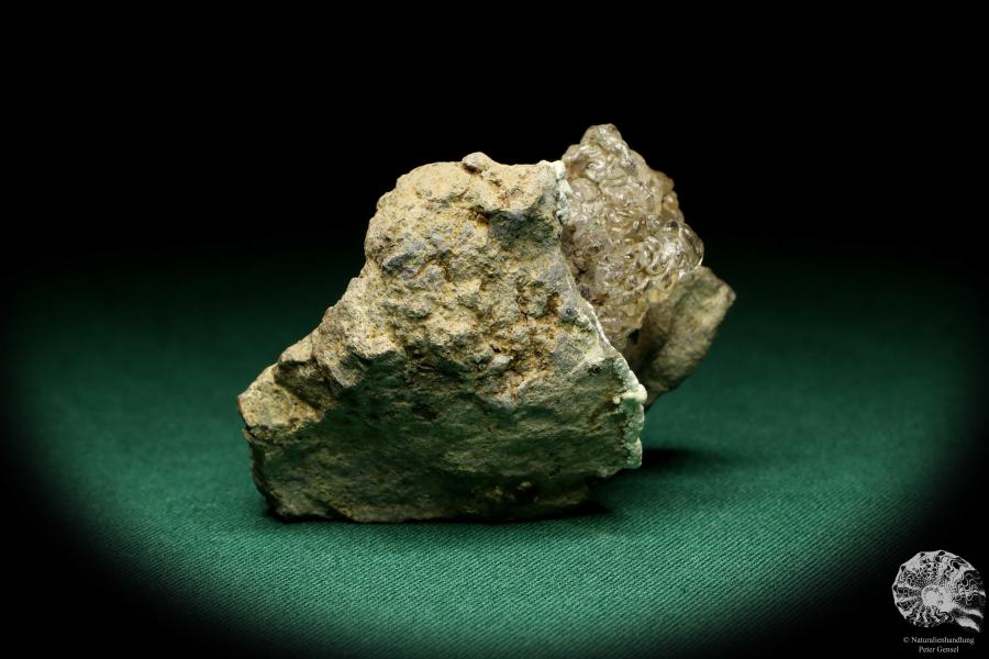 Hyalite XX a mineral