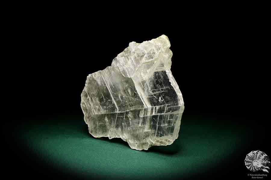 Gypsum XX a mineral