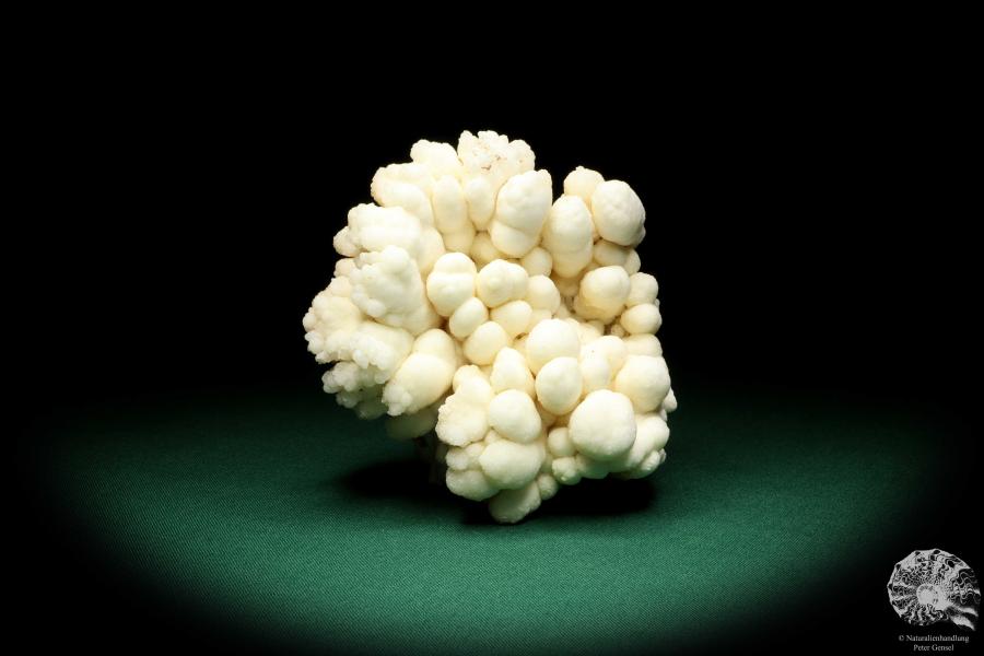 Aragonite (20020) a mineral from Morocco | Minerals | Global