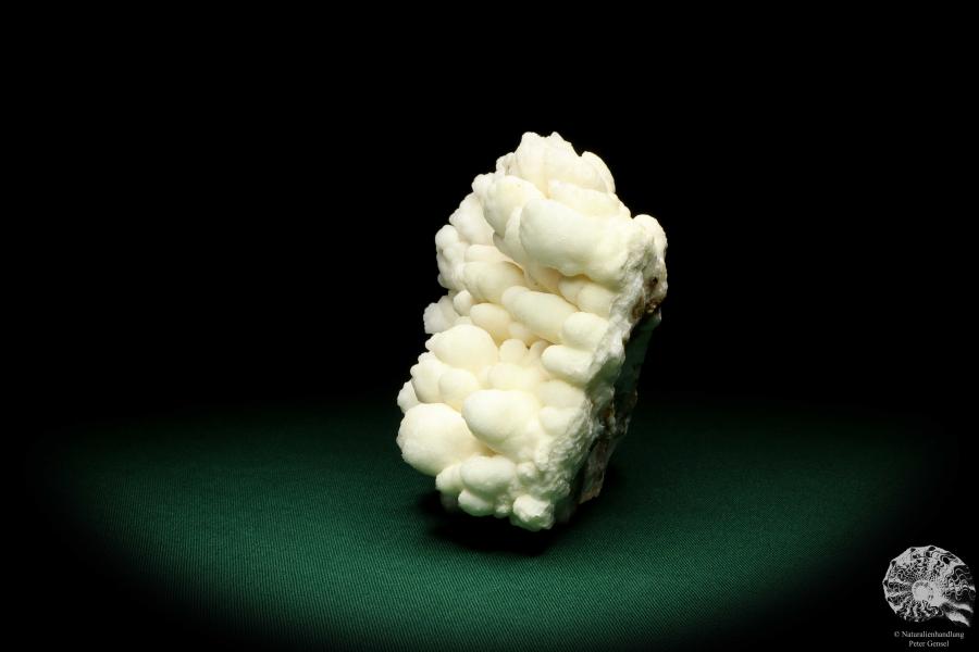 Aragonite (20020) a mineral from Morocco | Minerals | Global