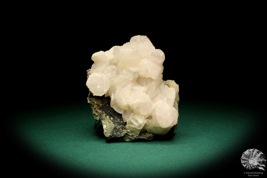 Calcite XX a mineral