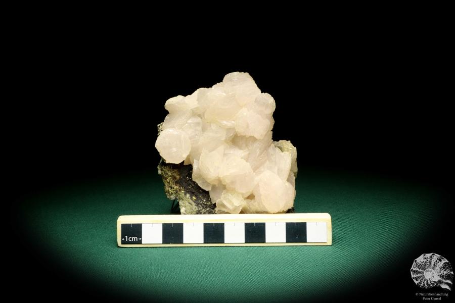 Calcite XX a mineral