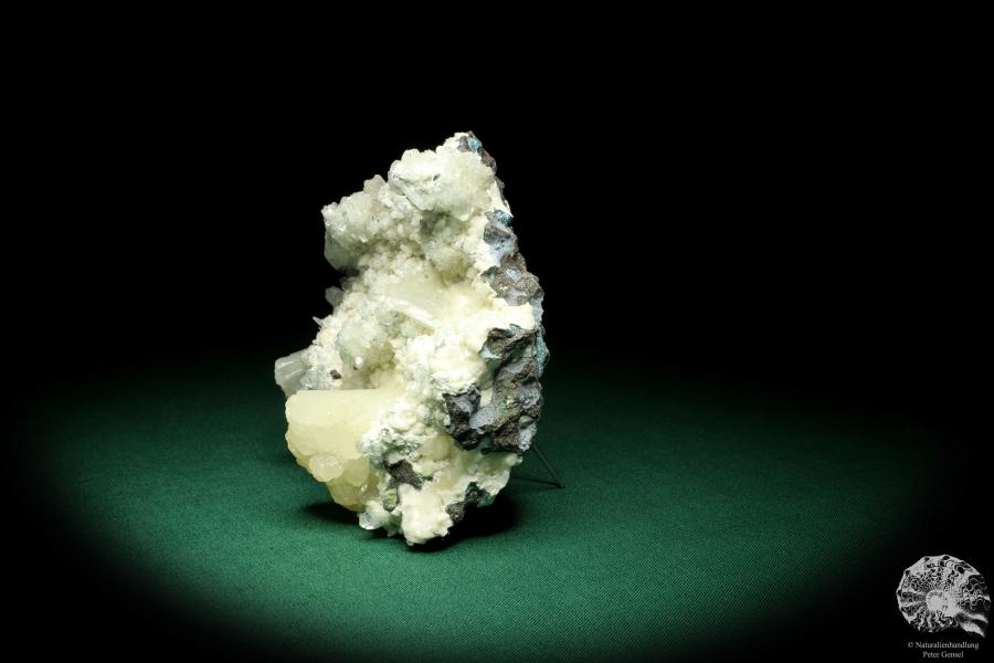 Stilbite XX and Apophyllite XX (20140) a mineral from India | Minerals | Global