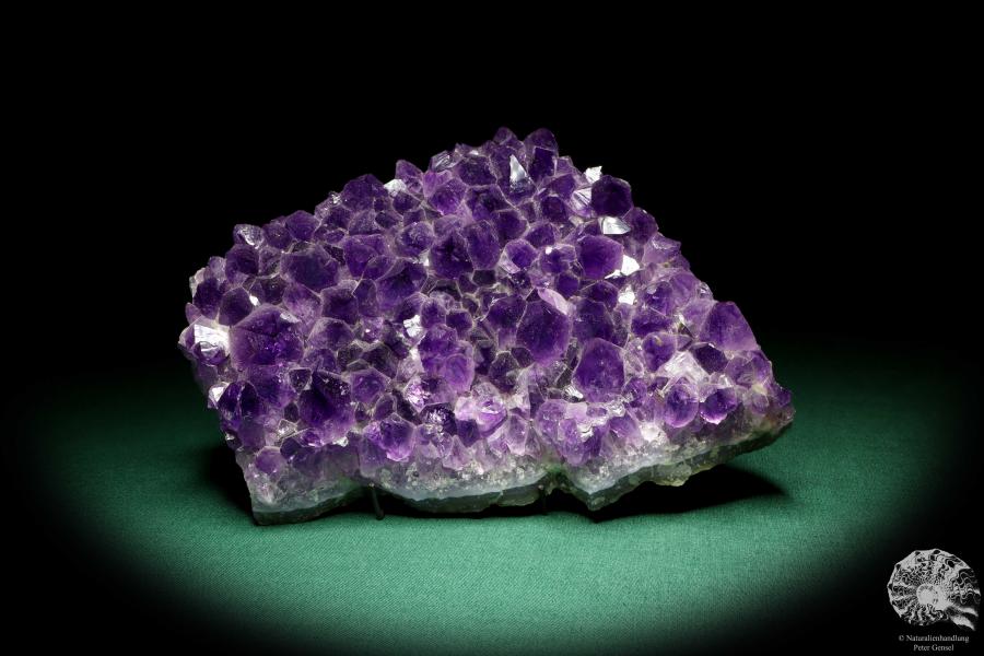 Amethyste XX (20253) a mineral from Brazil | Minerals | Global