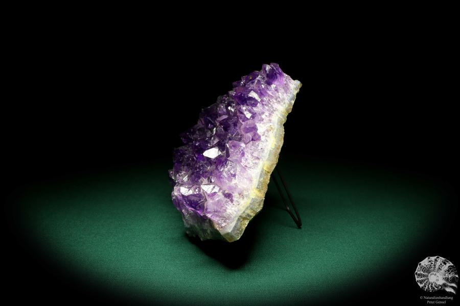 Amethyste XX (20253) a mineral from Brazil | Minerals | Global