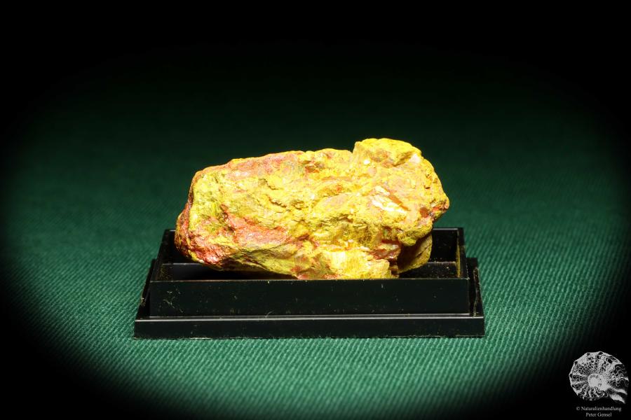 Realgar and Orpiment (20594) a thumbnail from USA | Minerals | Thumbnails