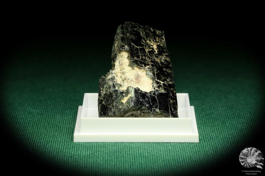 Aegirine XX & orthoclase (20666) a thumbnail from Africa | Minerals | Thumbnails