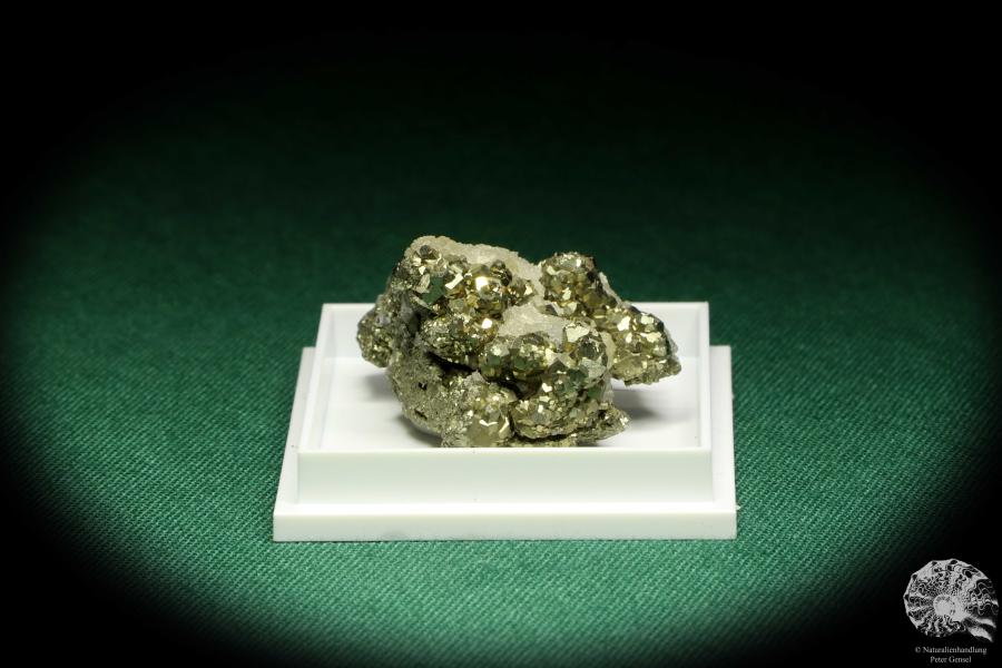 Pyrite XX & Rock Crystal XX (20687) a thumbnail from Peru | Minerals | Thumbnails