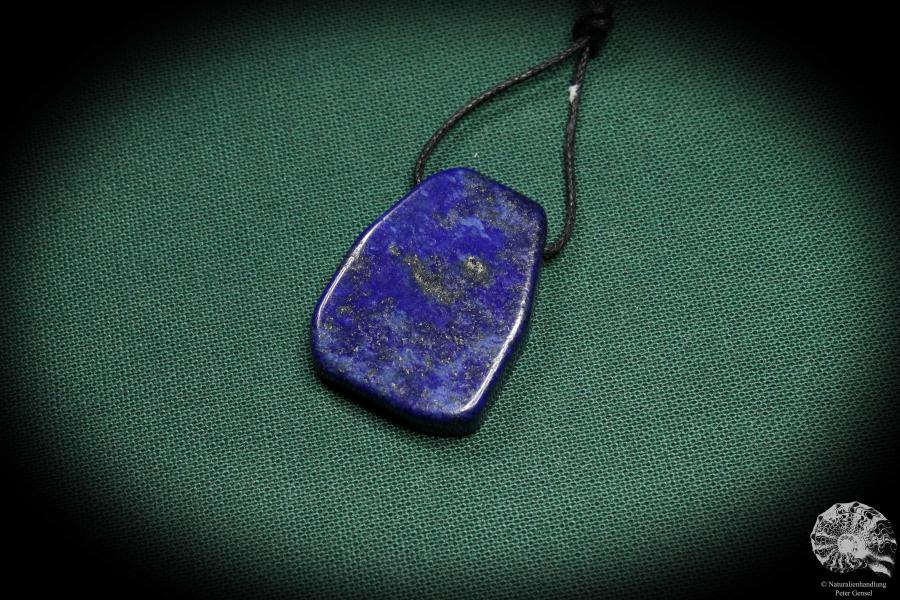 Lapis lazuli (4448) a gem from minerals from South Asia | Nature jewelry | From Minerals