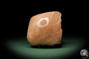 Peach-Moonstone (10725) a mineral from Madagascar | Minerals | Global