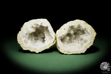 Quartz geode (13040) a mineral from Morocco | Minerals | Global