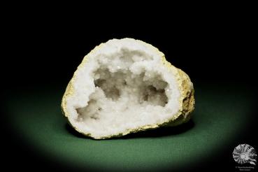 Quartz geode (13046) a mineral from Morocco | Minerals | Global