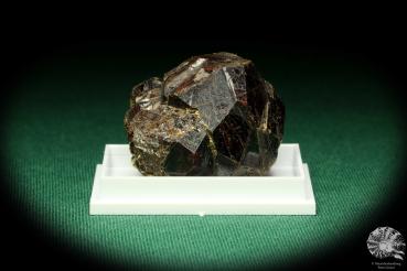 Almandine XX (20528) a thumbnail from Norway | Minerals | Thumbnails