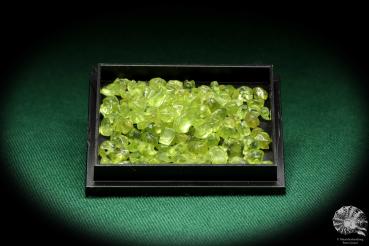 Olivine (20744) a thumbnail from India | Minerals | Thumbnails