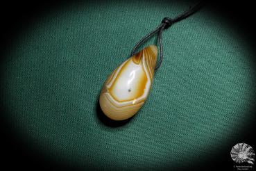 Agate (2162) a gem from minerals from East Africa | Nature jewelry | From Minerals