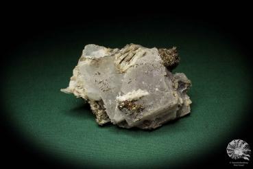 Fluorit XX & Pyrit XX & Quarz XX ein Mineral
